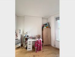 Listing main image