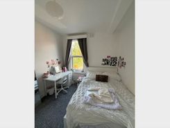 Listing main image