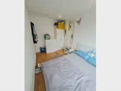 Listing main image