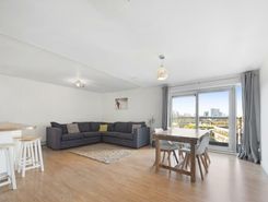 Listing main image