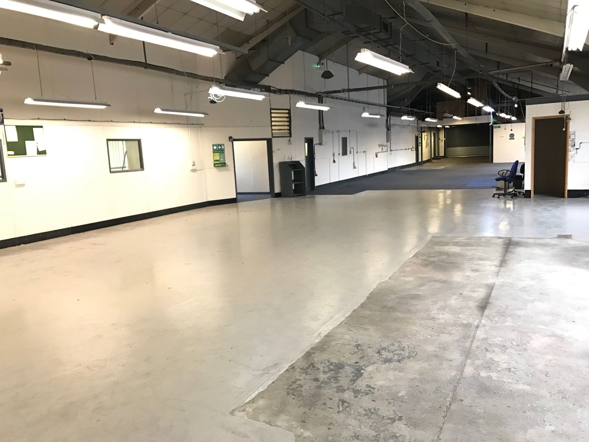 Light industrial to rent, UNITS E & F BOYN VALLEY INDUSTRIAL ESTATE
