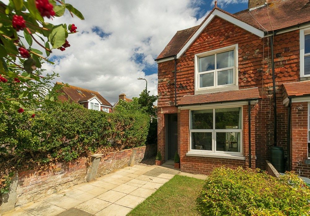 4 bedroom end of terrace house for sale, Twiss Road, Hythe CT, CT21 5PB