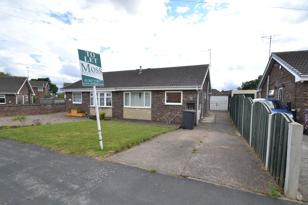 2 bedroom detached bungalow to rent, Locking Drive, Armthorpe