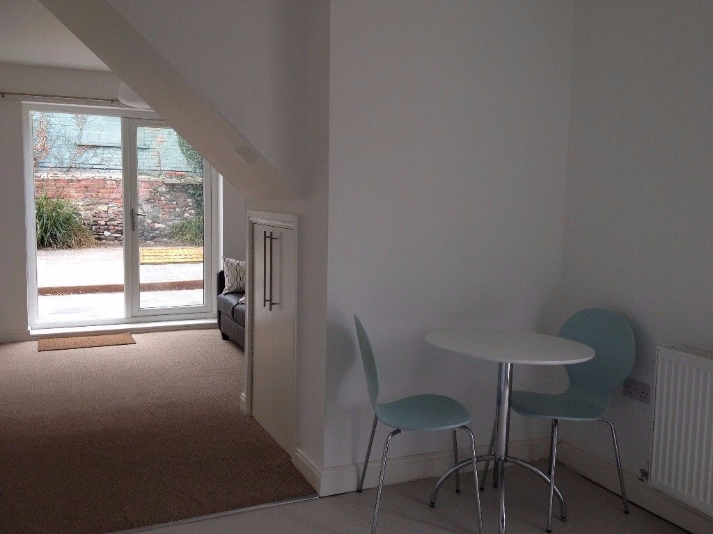 1 Bedroom Flat To Rent Bevan Court Cowper Place Cardiff