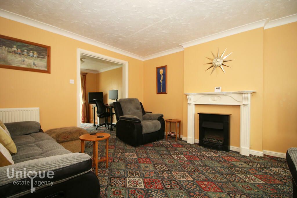 3 bedroom detached house for sale, Chirk Drive, ThorntonCleveleys, FY5 4FG