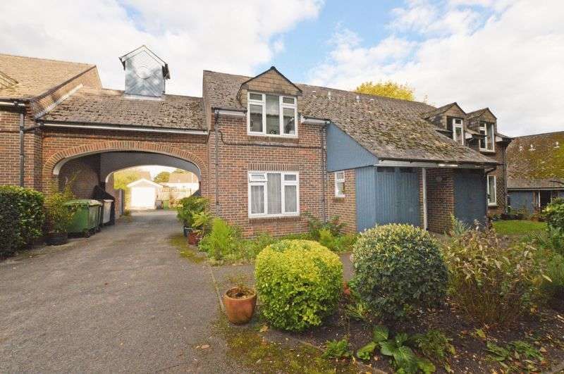 1 bedroom flat for sale, Gaskell Court, Thornton End, Holybourne, Alton, GU34 4HF