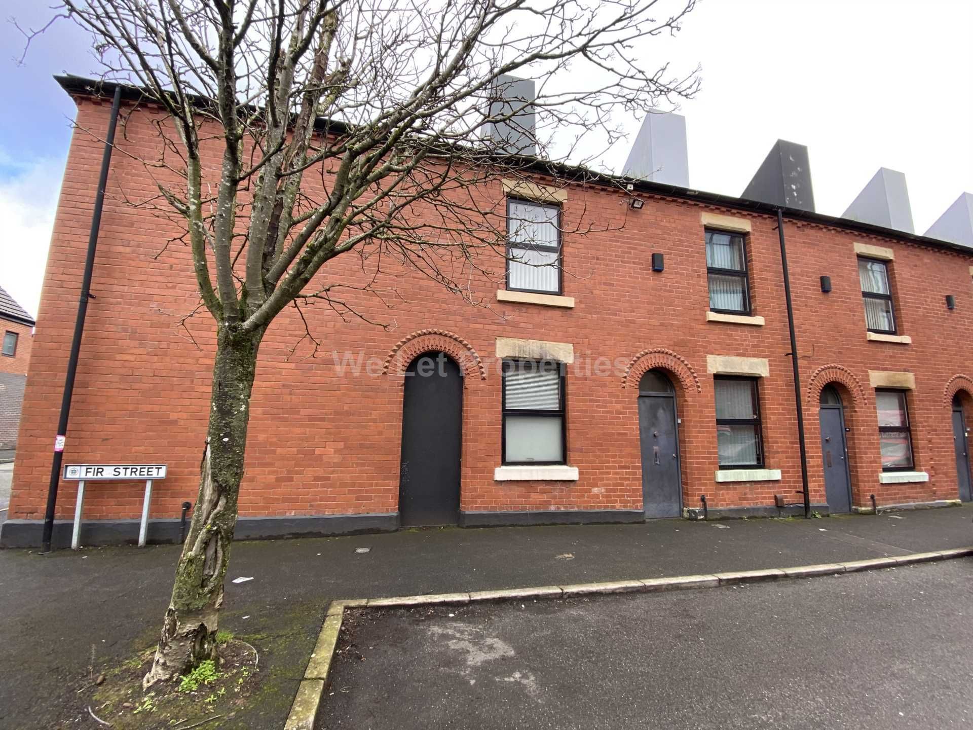 3 bedroom house to rent, Fir Street, Salford, M6 5LX