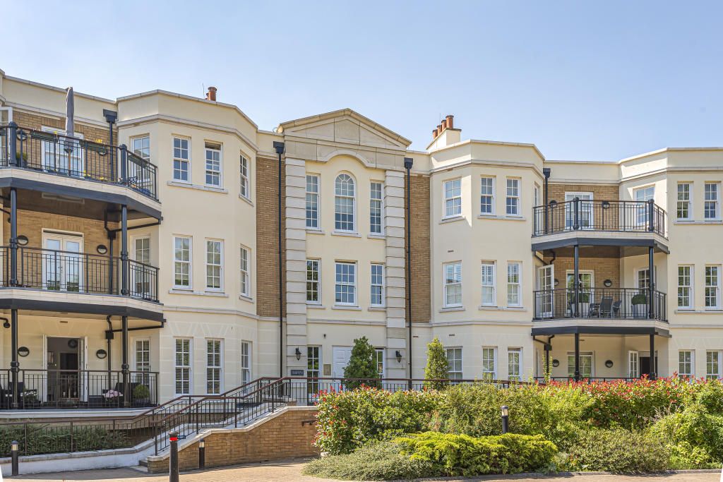 2 bedroom apartment to rent, Westerham Road, Keston, BR, BR2 6HU