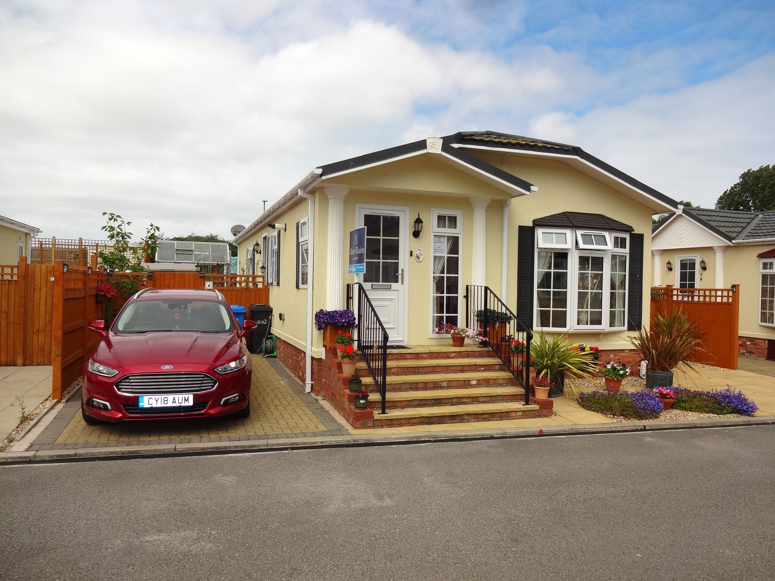 2 bedroom accessible bungalow for sale, St James Drive, Prestatyn, LL19 8EX