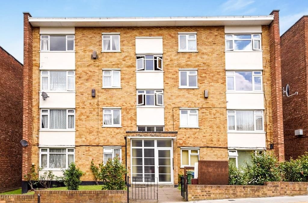 2 bedroom flat for sale, St Asaph Road, London, SE4 2EE