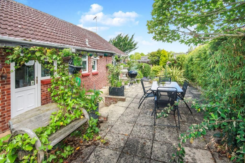 2 bedroom detached bungalow for sale, Wakefield Close, Colchester, CO