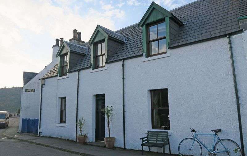 3 bedroom cottage for sale, Harbour Street, Plockton, IV52 8TG