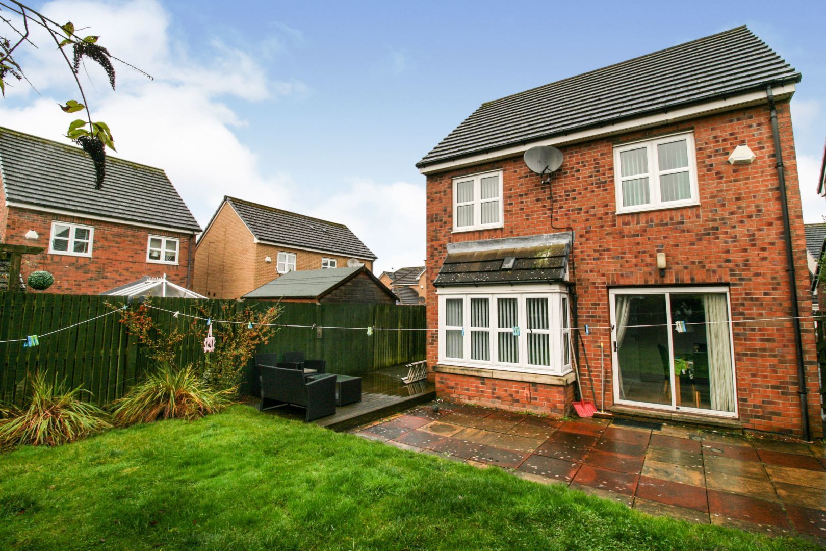 3 bedroom detached house for sale, Mallard Grove, Dunfermline KY, KY11 8GJ