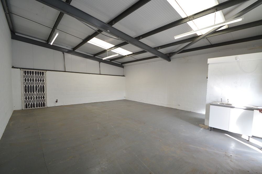 Warehouse to rent, West Howe Industrial Estate, Elliott Road