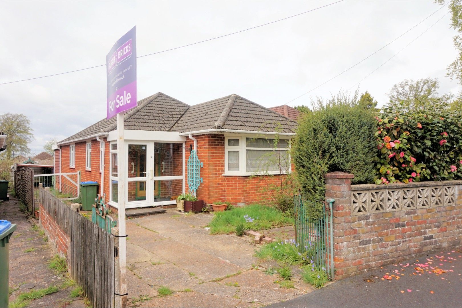 3 bedroom detached bungalow for sale, Sylvan Avenue, Southampton SO