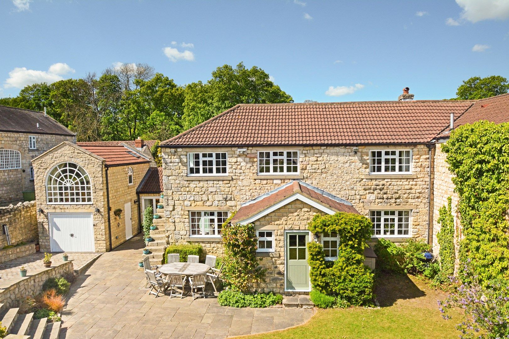 5 bedroom house for sale, Smaws Hamlet, Nr Tadcaster LS, LS24 9LP