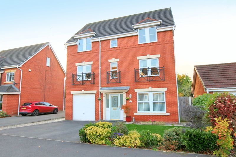 4 bedroom detached house for sale, Hawksey Drive, Stapeley, Nantwich CW