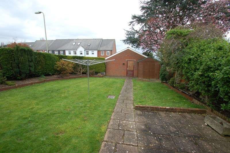 4 bedroom detached bungalow for sale, Priory Road, Gosport, PO12 4LF