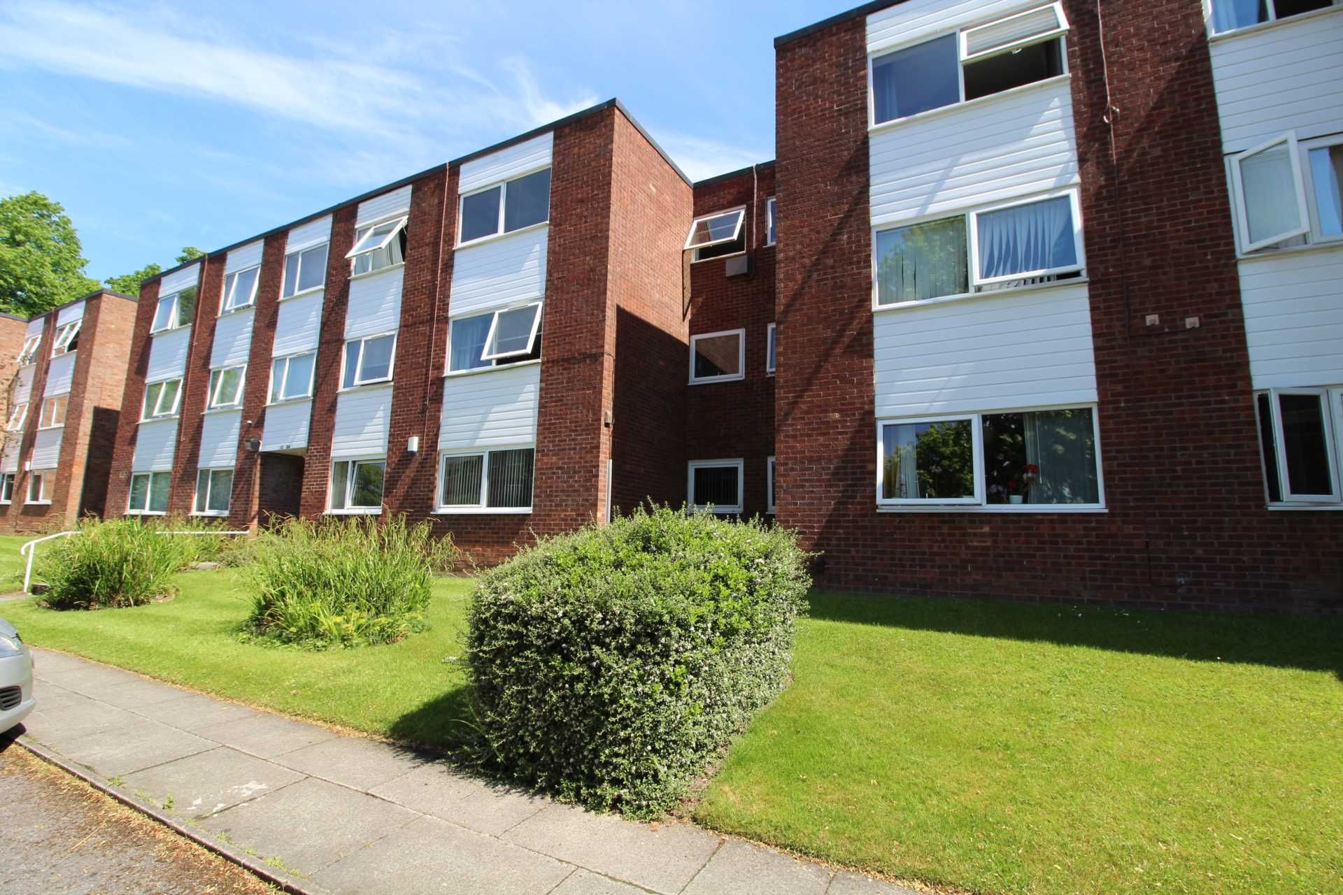 1 bedroom flat to rent, Bury New Road, Salford, M7 3PA