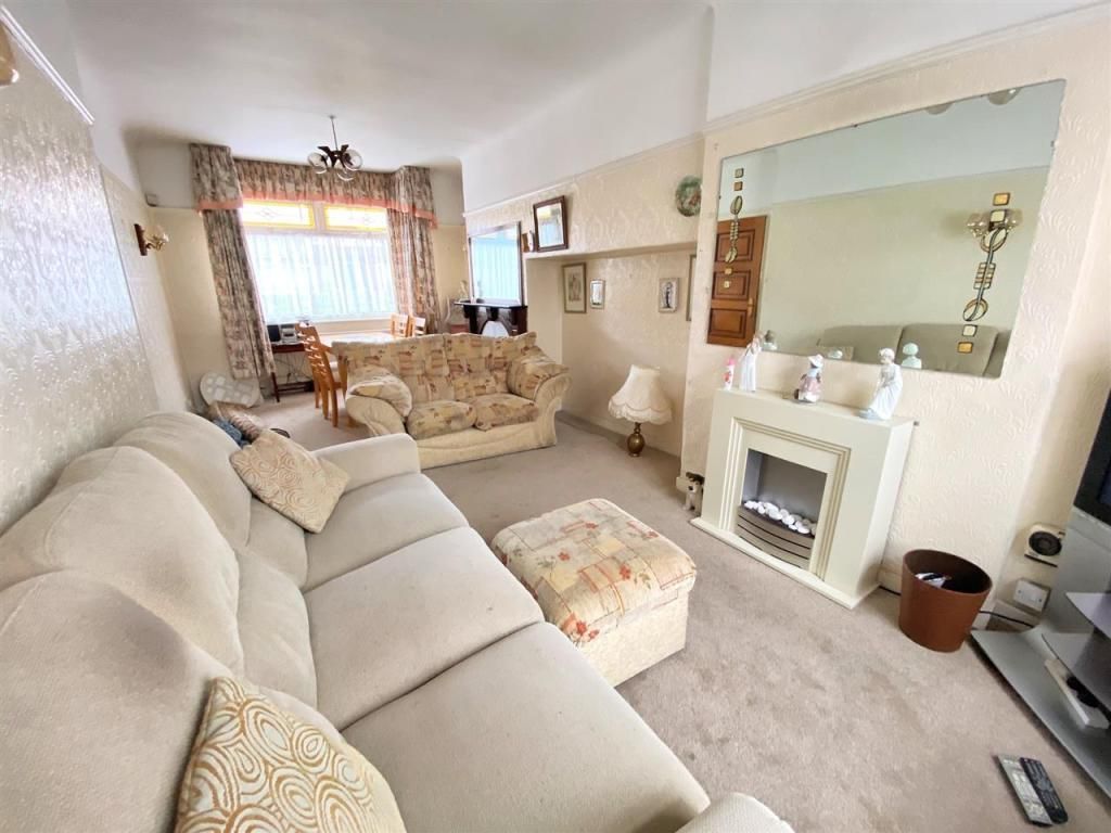 3 bedroom town house for sale, Glen Road, Liverpool, L13 4DF