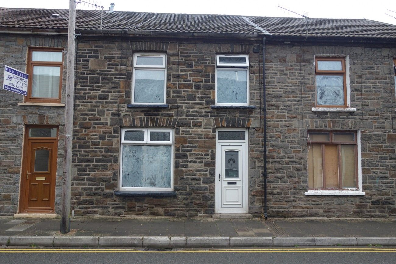 3 bedroom terraced house to rent, Ynyscynon Road, Trealaw CF, Tonypandy