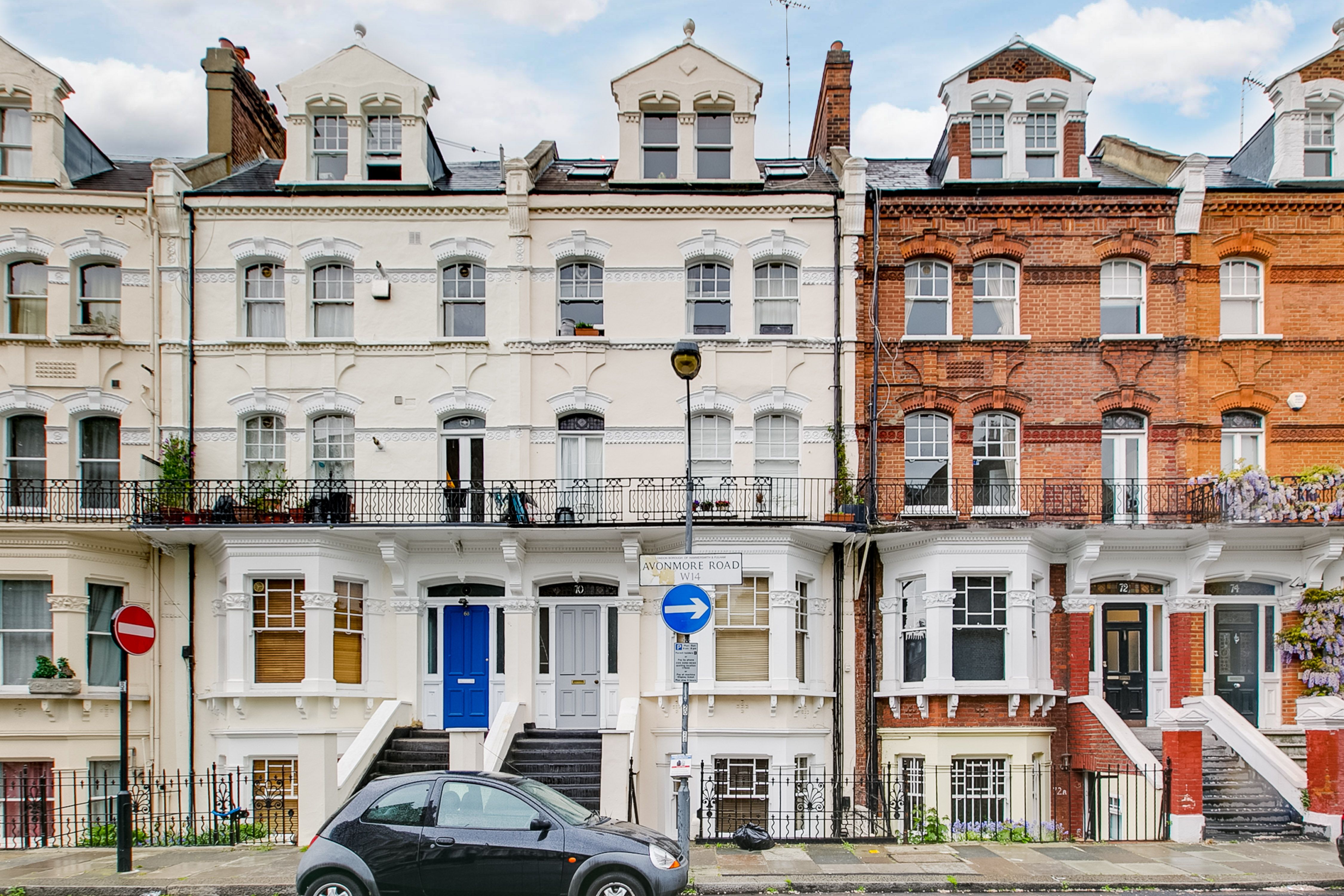 1 bedroom flat for sale, Avonmore Road, London, W14 8RS