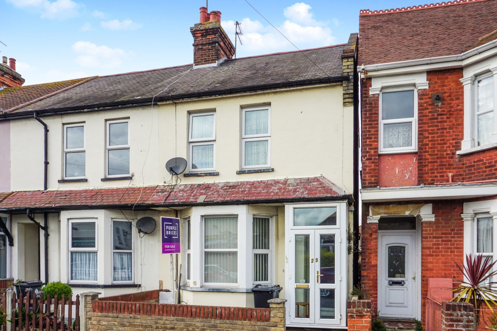 2 bedroom end of terrace house for sale, Oxford Road, ClactonOnSea CO
