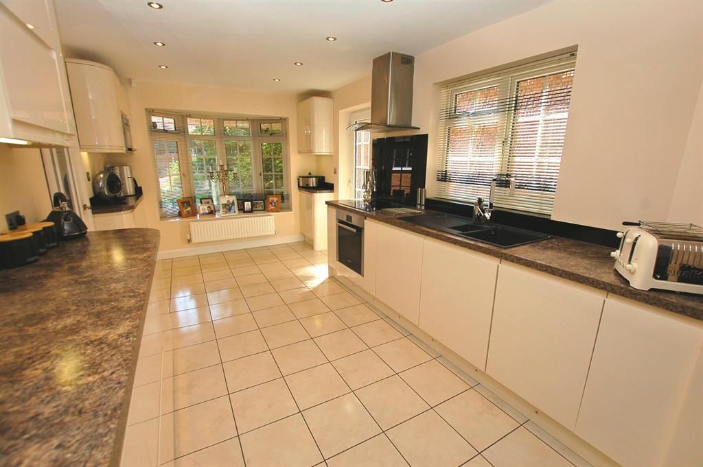 4 bedroom detached house for sale, Hyperion Road, Stourbridge, DY7 6SJ