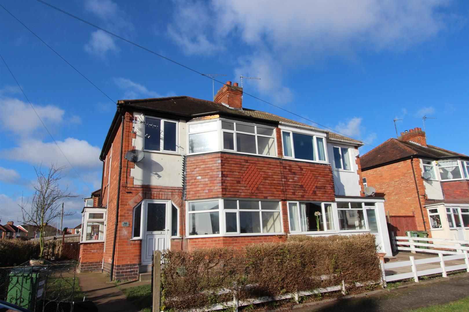 3 bedroom semidetached house to rent, Cleveleys Avenue, Braunstone