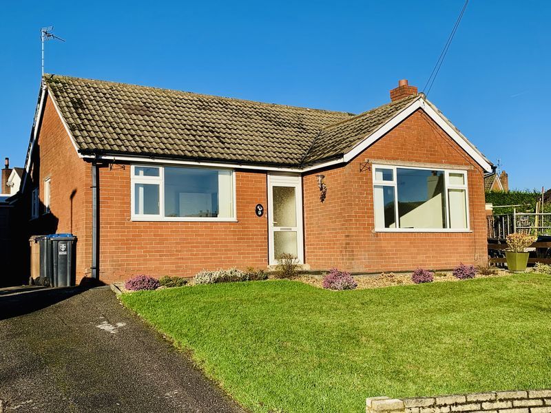 3 bedroom detached bungalow to rent, Cherry Tree Lane, Biddulph Moor