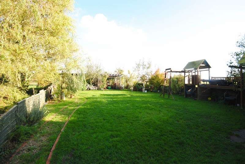 2 bedroom cottage for sale, Mellis Road, Diss, IP22 1QD