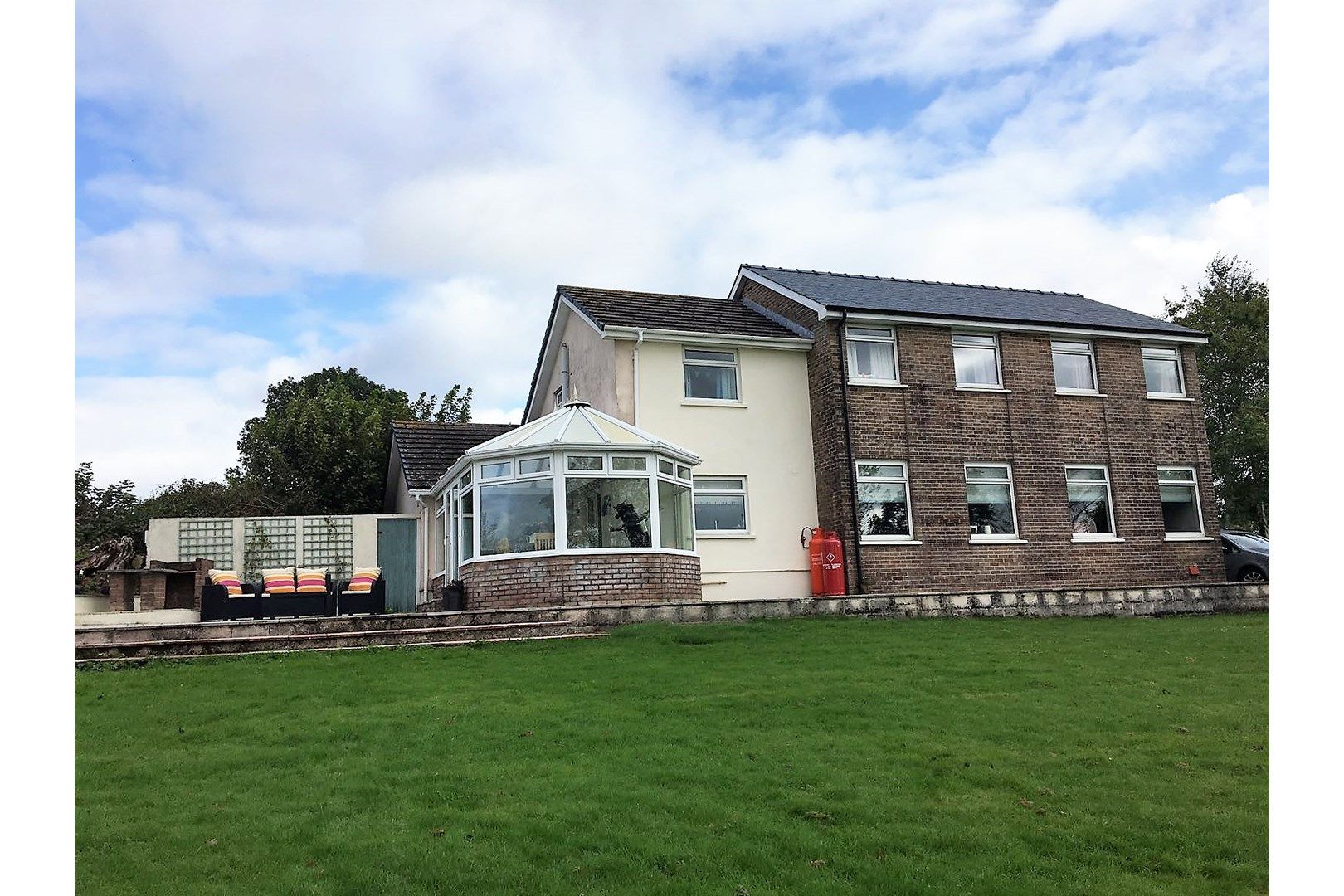 5 bedroom detached house for sale, Llangynin Road, St Clears SA