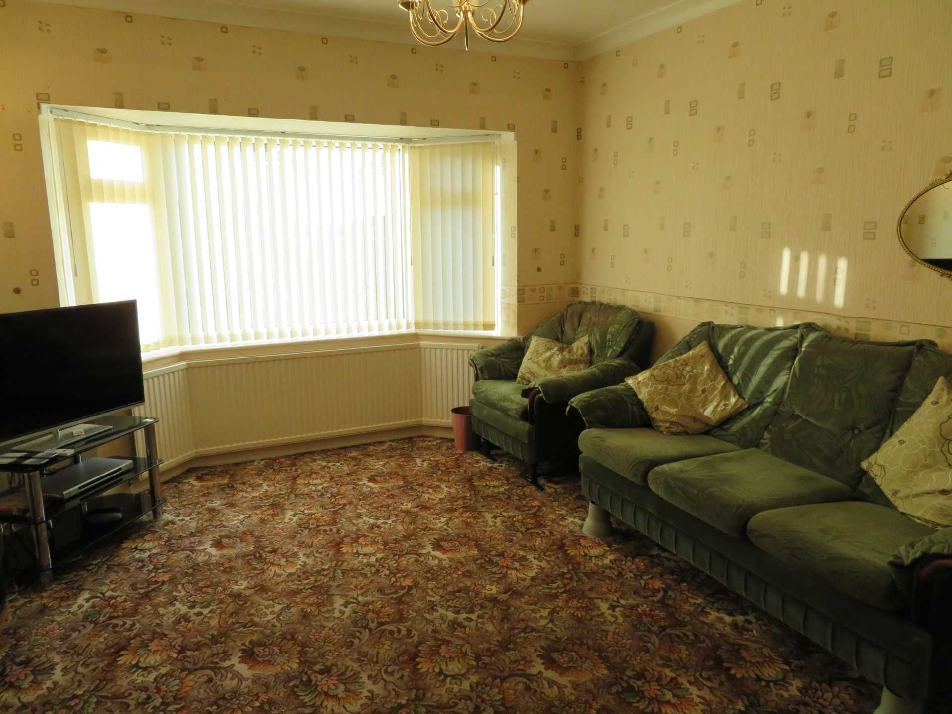 2 bedroom bungalow for sale, Manor Road, Oldham, OL2 7JJ