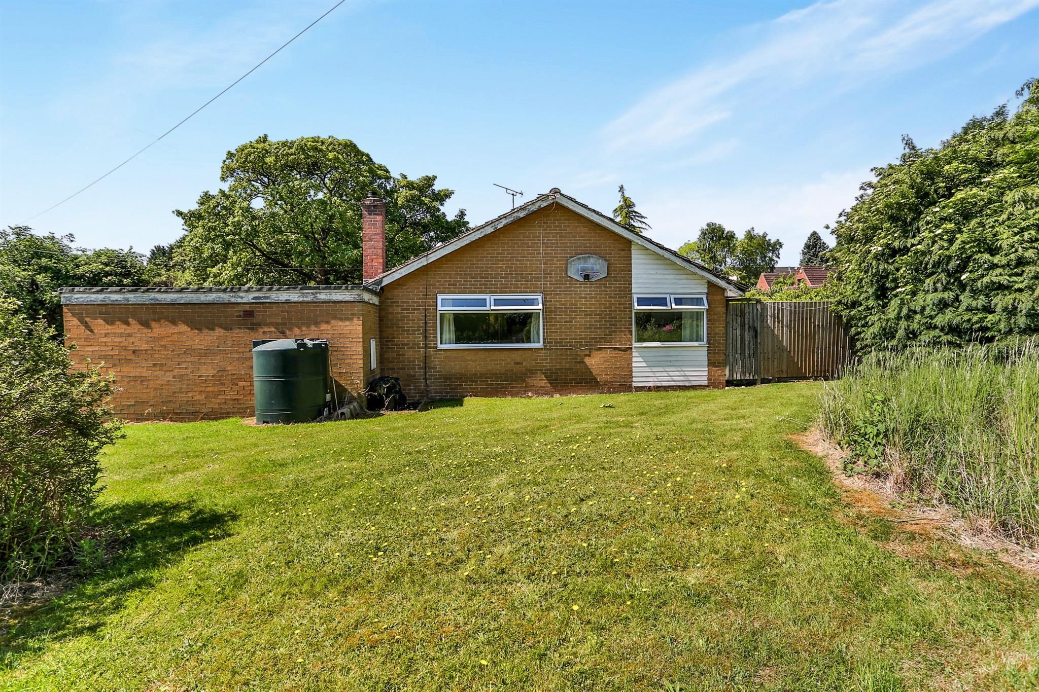 3 bedroom detached bungalow for sale, Waters Edge, Holme Hall Lane