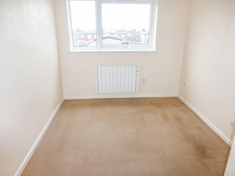 1 Bedroom Flat For Sale Kalmia Green Gorleston Great