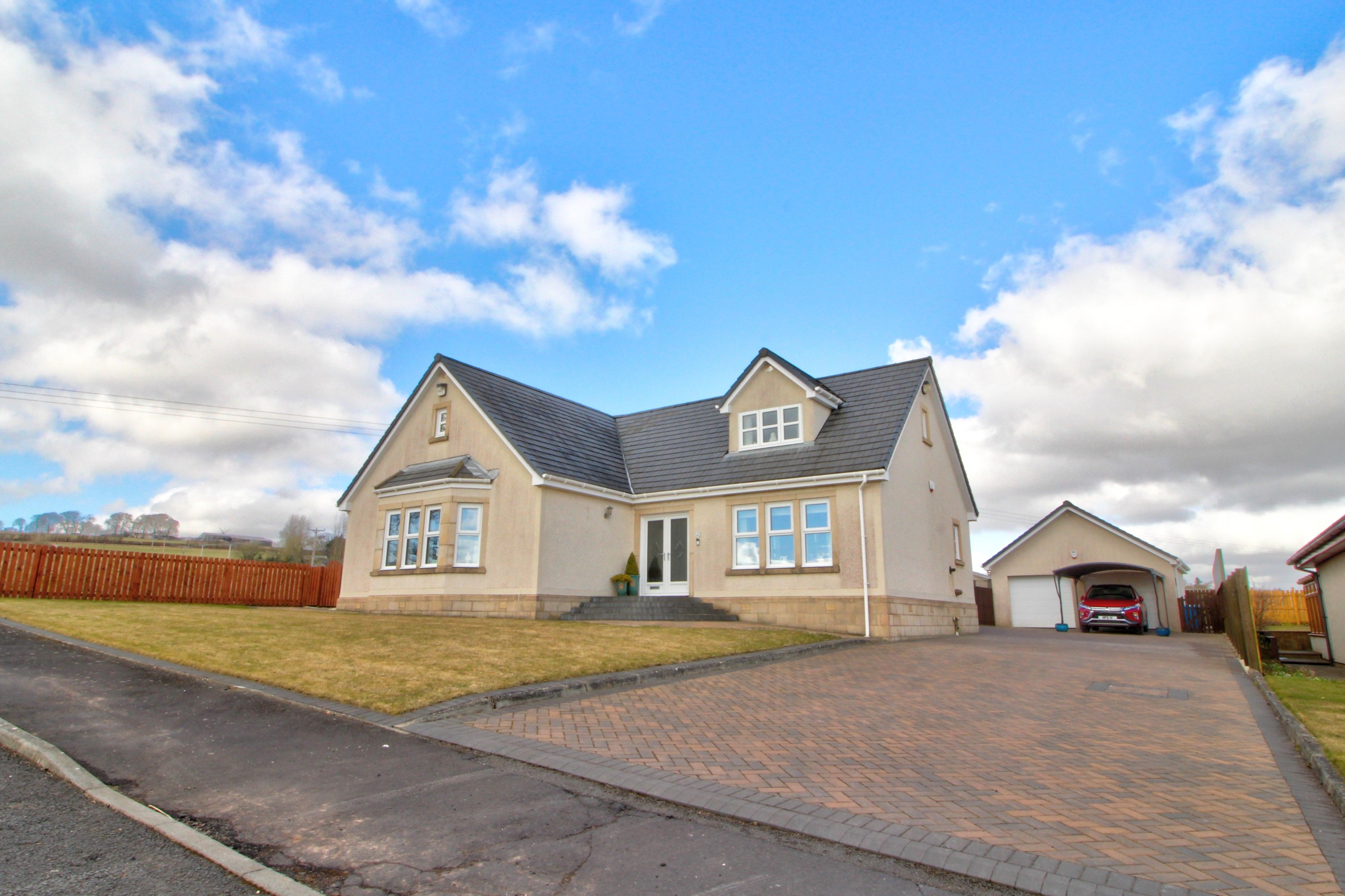 5 bedroom detached house for sale, Coney Road, Lesmahagow, Lanark ML