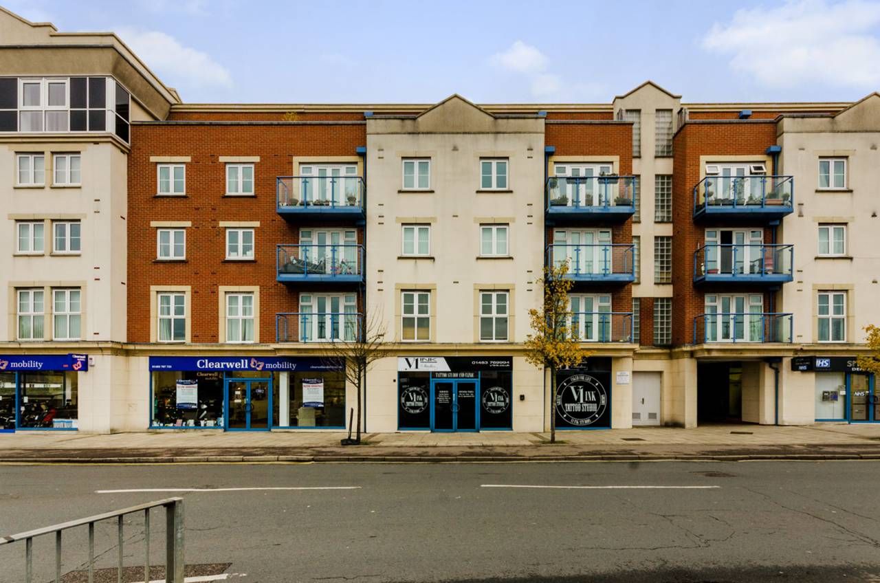 2 bedroom flat for sale, Metro Apartments, Woking, GU, GU21 6LF