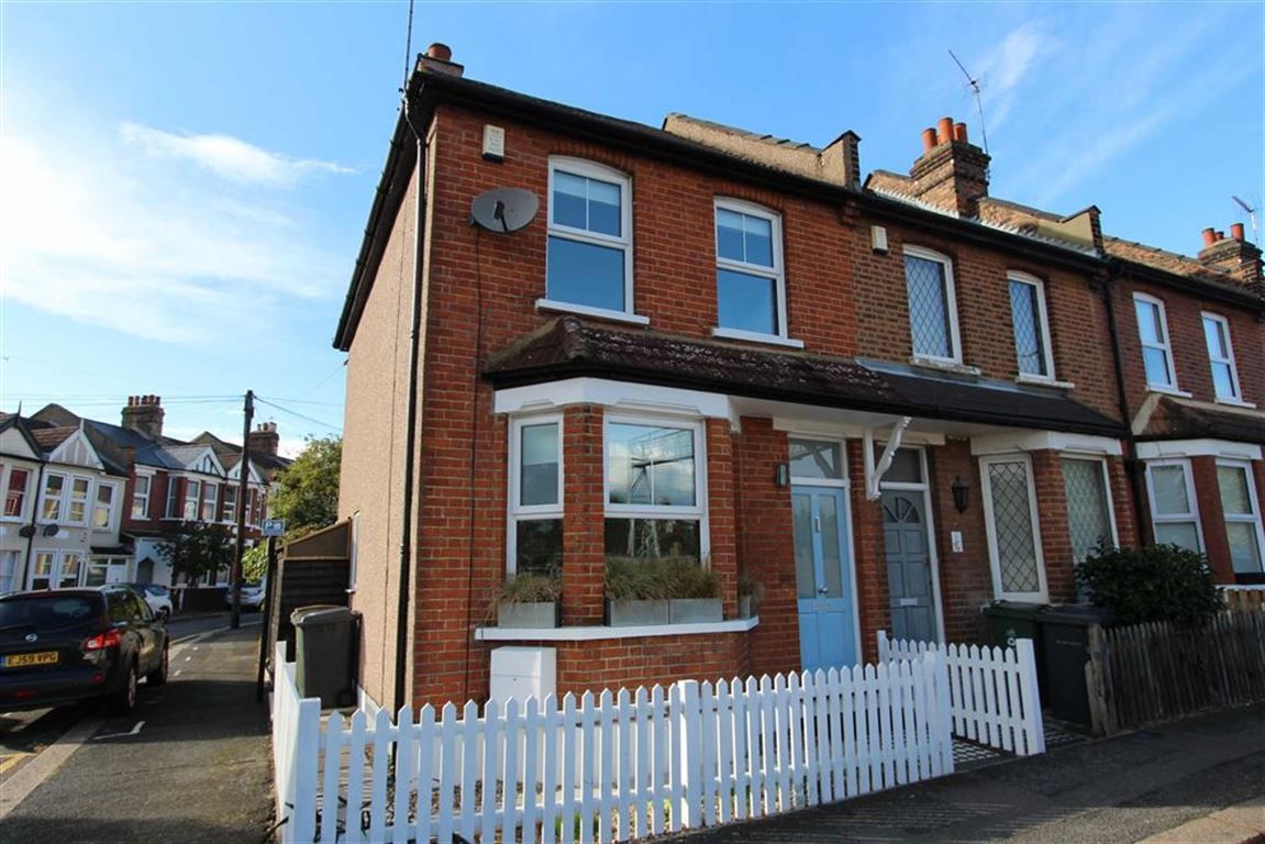 3 bedroom house for sale, Springfield Road, North Chingford, London E, E4 7DL