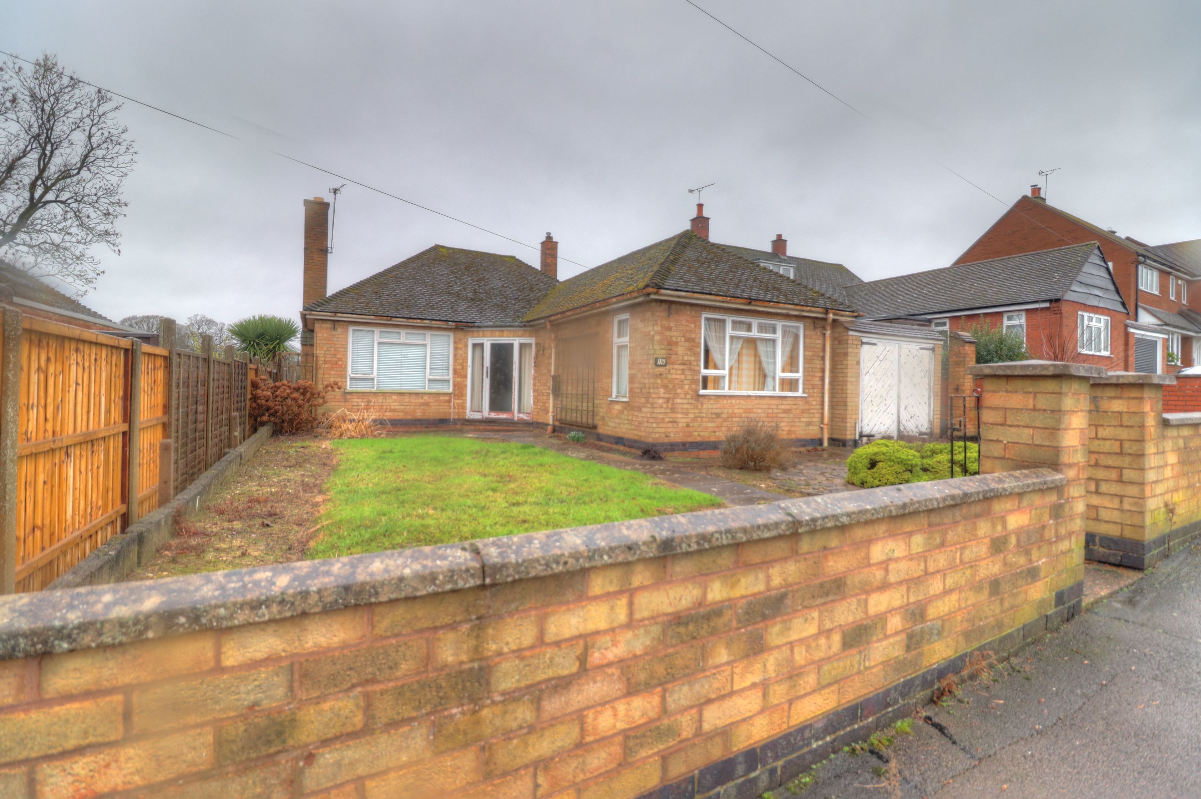 2 bedroom bungalow for sale, Templar Way, Rothley, Leicester LE, LE7 7RB