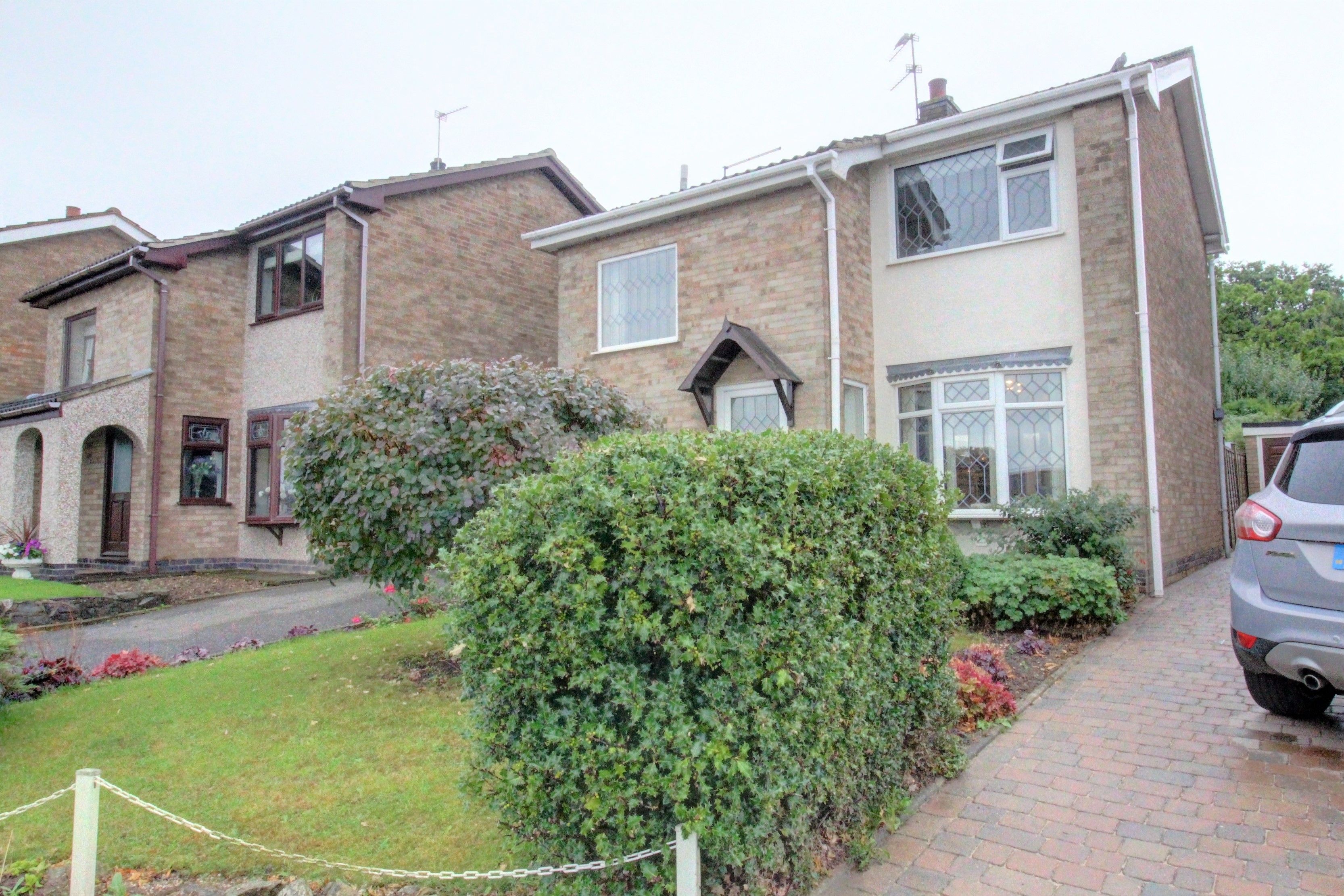 3 bedroom detached house for sale, Kenmore Crescent, Coalville LE, LE67
