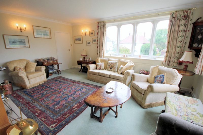 3 bedroom detached house for sale, Fieldway, The Dairyfields, Trentham