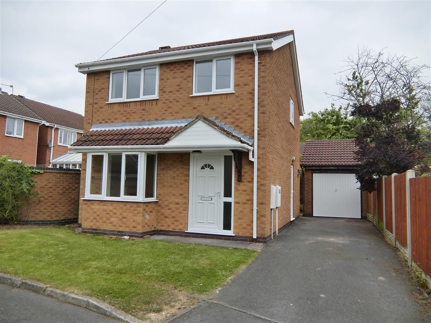 3 bedroom detached house for sale, Aspen Close, Ravenstone