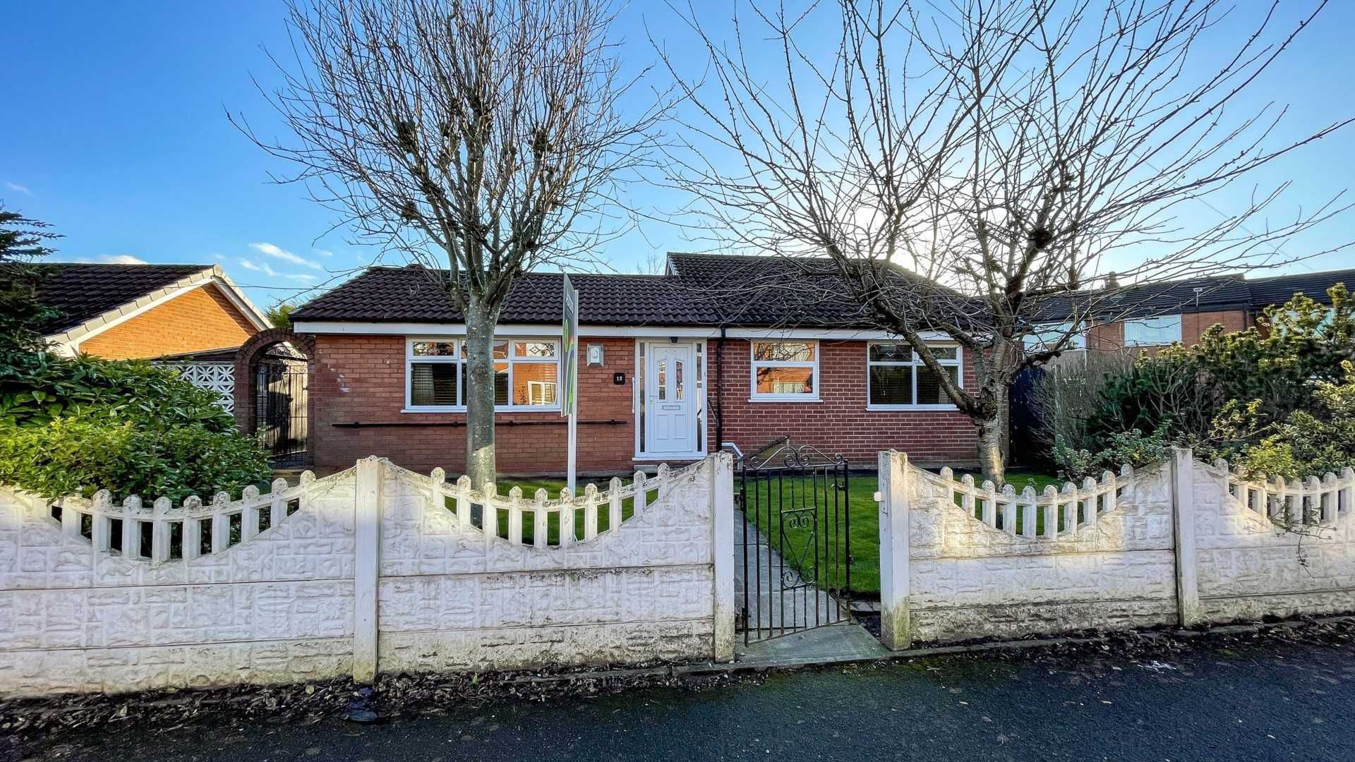 3 bedroom detached bungalow for sale, Cheltenham Drive, Newtonlewillows, WA12 0BB
