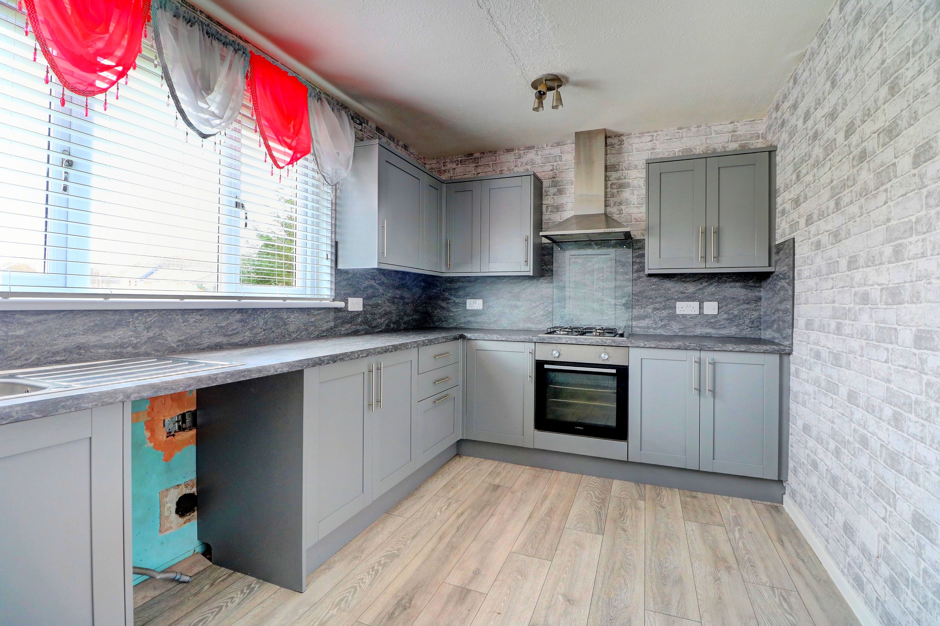 3 bedroom flat for sale, Dunure Drive, Croftfoot, Glasgow G, G73 4QR