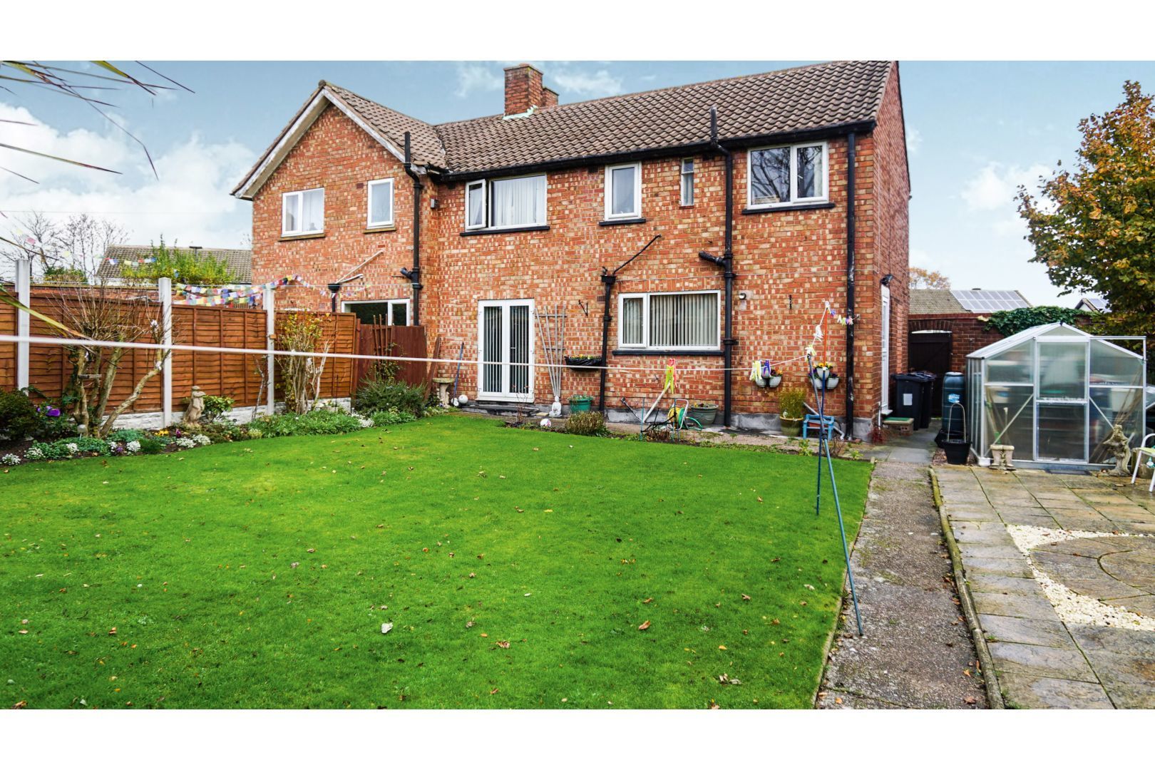 4 bedroom semidetached house for sale, Falcon Lodge Crescent, Sutton