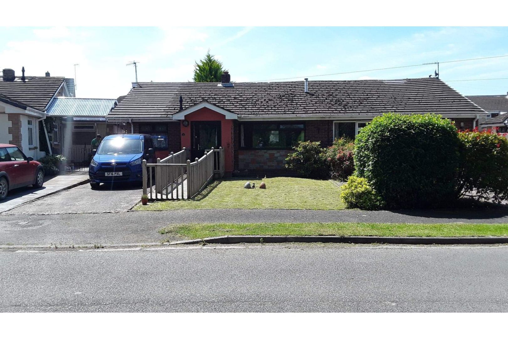 3 bedroom detached bungalow for sale, Chepstow Avenue, Guilsfield