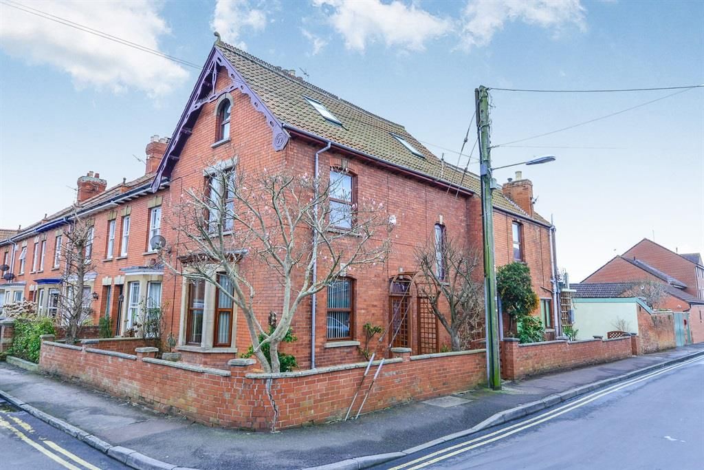 5 bedroom semidetached house for sale, Norbins Road, Glastonbury, BA6 9JG