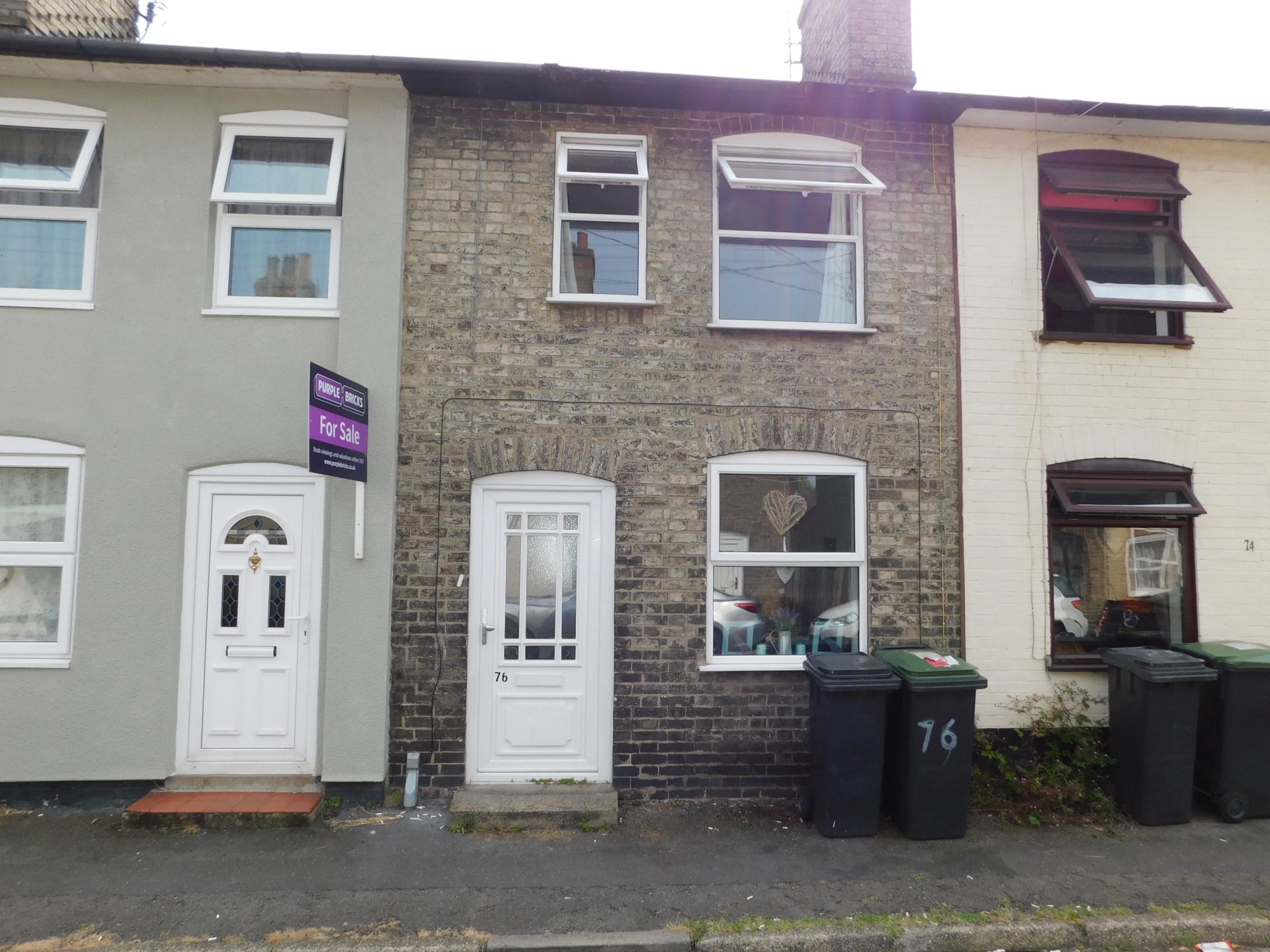 2 bedroom terraced house to rent, Regent Street, Stowmarket IP, Ashley