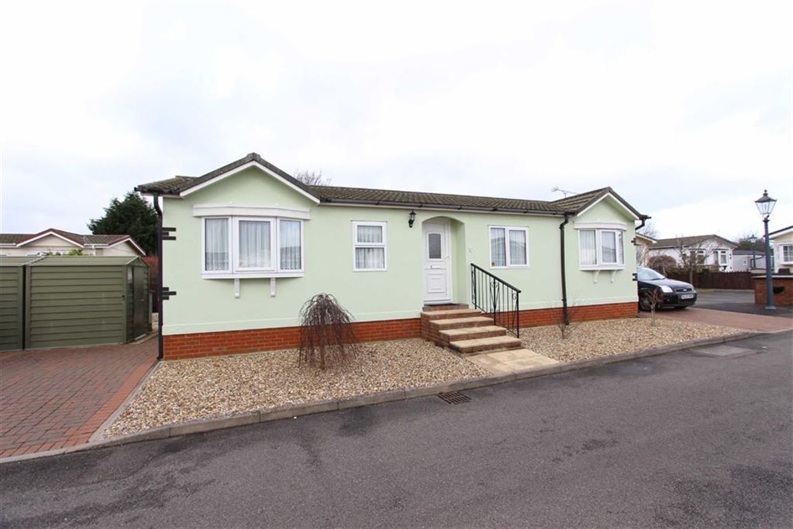 2 bedroom house for sale, The Vyne, Weston Avenue, Leighton Buzzard LU