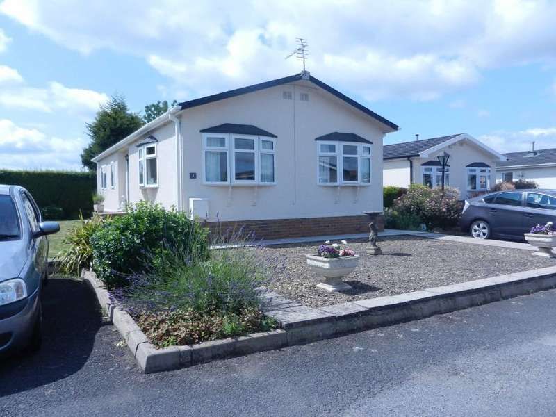 2 bedroom property for sale, Odessa Park, Tewkesbury Road, Tewkesbury